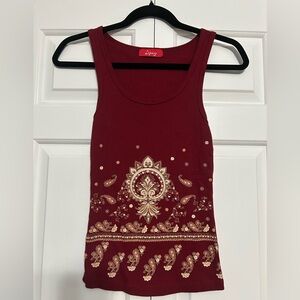 Vintage Y2K Lipsy Burgundy Ribbed Tank Top with Gold Paisley Motif